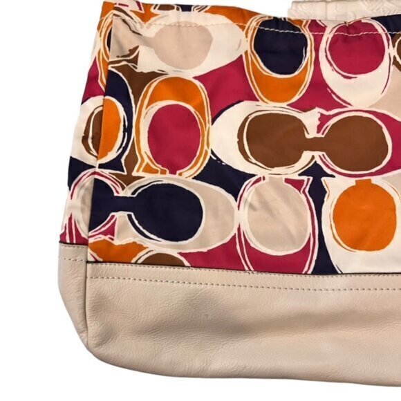 🎉SALE🎉 Coach Multicolor Scarf Print‎ Signature Shoulder Tote Crossbody Bag - Picture 2 of 16